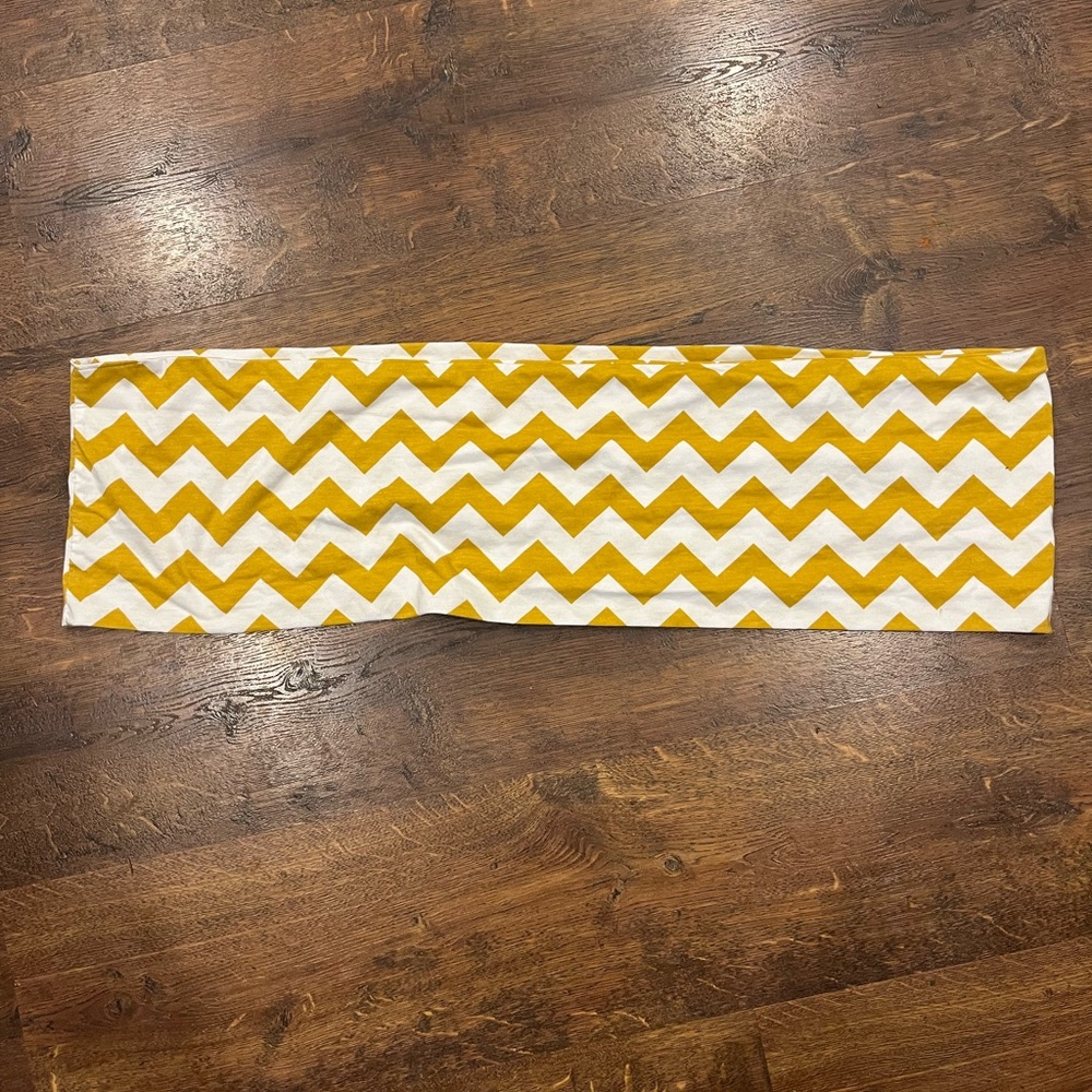 Patterned Infinity Scarf 🧣 - Picture 2 of 3